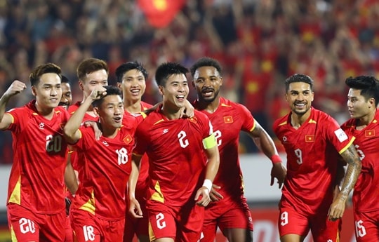 ĐT Việt Nam tụt xuống hạng 99 FIFA dù thắng Malaysia: Nghịch lý từ thuật toán mới