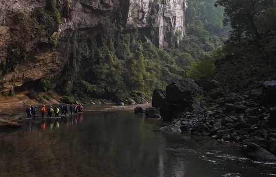 Vietnam’s Son Doong Cave stuns the world again in CBS News feature