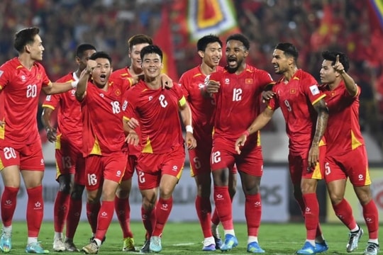 Tuyển Việt Nam thống trị vòng loại Asian Cup 2027: Truyền thông Trung Quốc thán phục