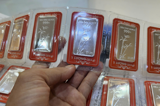 Giá bạc hôm nay 3/4: Tăng 80.000 đồng, dự báo còn 53,5 USD