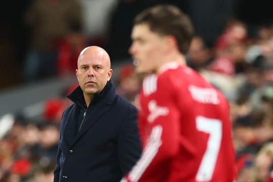 5 trận đấu trong 16 ngày: Arne Slot và sứ mệnh định đoạt tương lai Liverpool