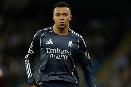 Kylian Mbappe và 30 ngày định đoạt vị thế tại Real Madrid