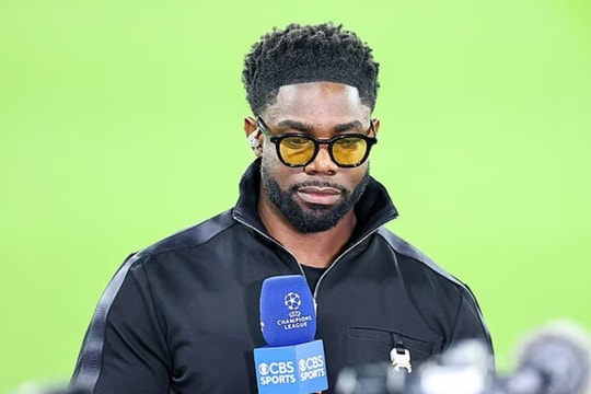 Arsenal bị loại sốc: Micah Richards chỉ trích quyết định dùng người của Mikel Arteta