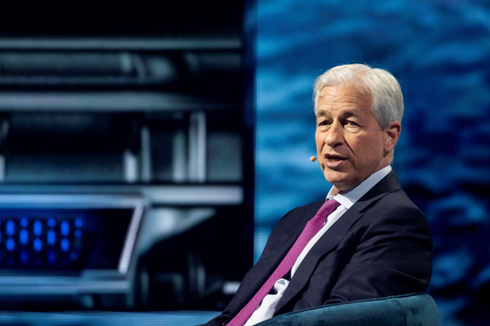 CEO JPMorgan Chase cảnh báo rủi ro lạm phát và lãi suất có thể cao hơn dự báo