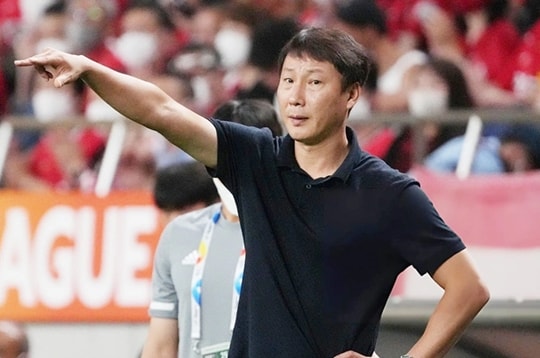 HLV Kim Sang-sik thay đổi chiến lược ASIAD 20: Lời giải cho bài toán quá tải và thành tích