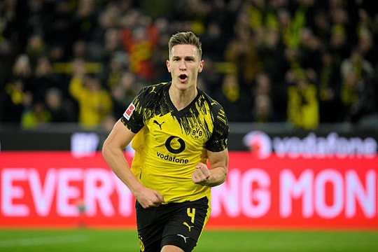 Christopher Vivell và quân bài chiến lược giúp Manchester United giành Nico Schlotterbeck
