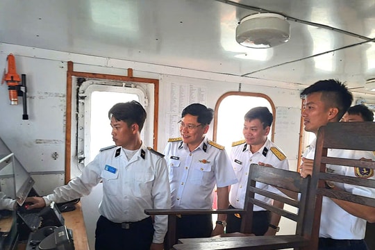 Học viện Hải quân kiểm tra, khảo sát chất lượng đào tạo sĩ quan tại Vùng Cảnh sát biển 2