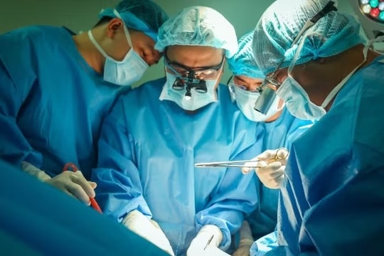 British teen’s organ donation saves three lives in Vietnam