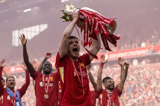 Andy Robertson rời Liverpool: Khép lại kỷ nguyên của hậu vệ trái vĩ đại tại Anfield