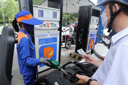 Giá xăng dầu hôm nay 12/4/2026: Bảng giá xăng dầu tại Petrolimex, PVOIL Mipec, GIANGNAMPETROL tại Đà Nẵng
