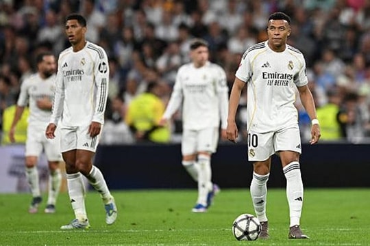 Real Madrid hụt bước trước Girona: Nguy cơ tung cờ trắng trong cuộc đua vô địch La Liga
