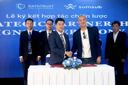 Ra mắt nền tảng Data X