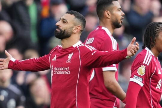 Liverpool 2-0 Fulham: Rio Ngumoha phá kỷ lục lịch sử và sự bền bỉ của Mohamed Salah