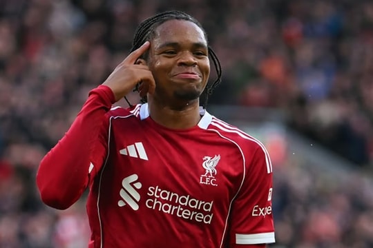 Chấm điểm Liverpool 2-0 Fulham: Rio Ngumoha rực sáng, Mohamed Salah tìm lại bản năng
