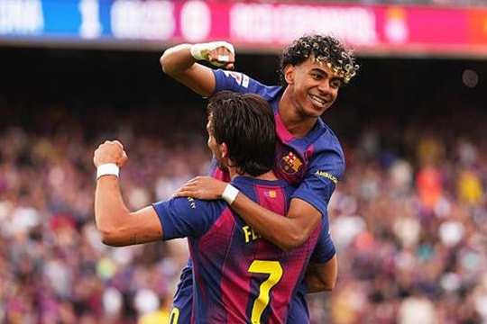 Barcelona hủy diệt Espanyol 4-1: Lamine Yamal rực sáng, bỏ xa Real Madrid 9 điểm