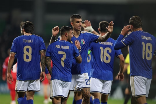 Italia sống lại cơ hội dự World Cup 2026