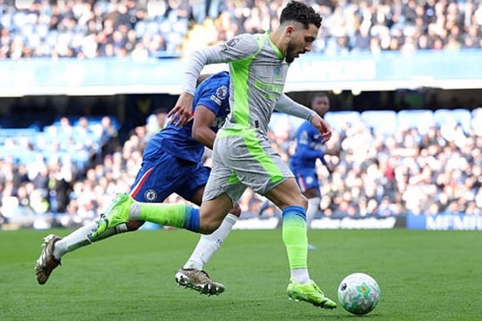 Arsenal đối diện lịch thi đấu giông bão hơn Man City trong cuộc đua vô địch