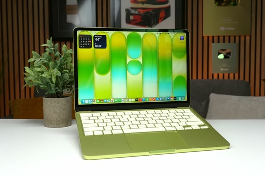 MacBook Neo 2026: Laptop nhôm nguyên khối giá dưới 17 triệu đồng có xứng đáng đầu tư?
