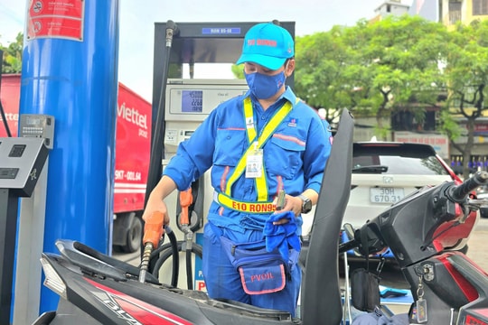 Giá xăng dầu hôm nay 15/4/2026: Bảng giá xăng dầu tại Petrolimex, PVOIL Mipec, GIANGNAMPETROL tại Đà Nẵng