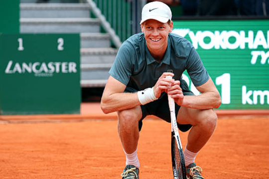 Jannik Sinner vô địch Monte Carlo 2026 và chiếm ngôi số 1 thế giới của Alcaraz