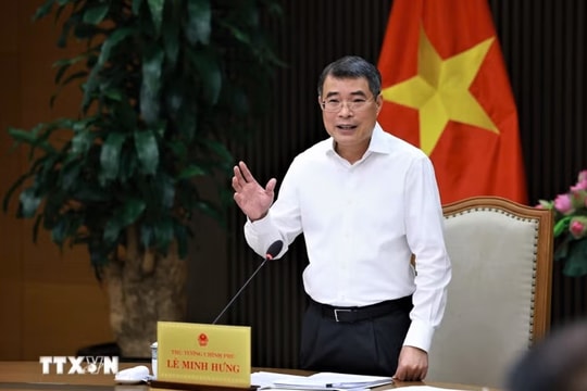 Thủ tướng: Những điều kiện kinh doanh không cần thiết thì đương nhiên phải cắt giảm