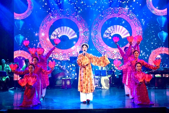 Giữ lửa chầu văn
