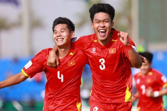 Tuyển Việt Nam: Vì sao các hậu vệ trẻ vẫn chưa thể thay thế lứa đàn anh?