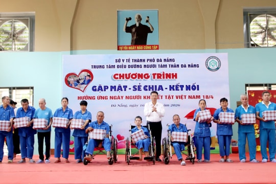 Lãnh đạo thành phố Đà Nẵng thăm, tặng quà các cơ sở bảo trợ nhân Ngày Người khuyết tật Việt Nam