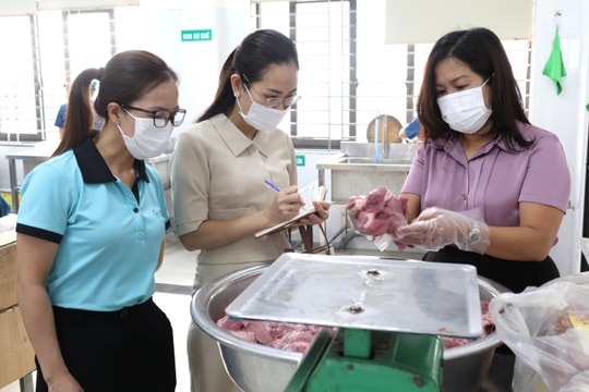Đà Nẵng kiểm tra đột xuất công tác bán trú tại các trường học