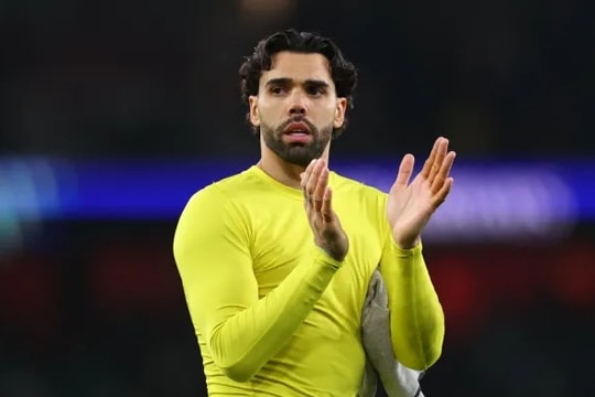 David Raya và nghệ thuật kiểm soát đưa Arsenal vào bán kết Champions League