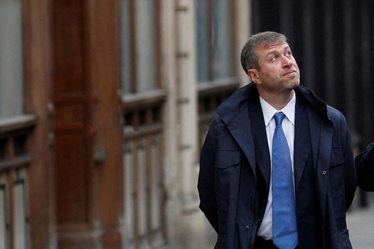 Kỷ nguyên Roman Abramovich tại Chelsea: 19 năm định hình lại lịch sử bóng đá Anh