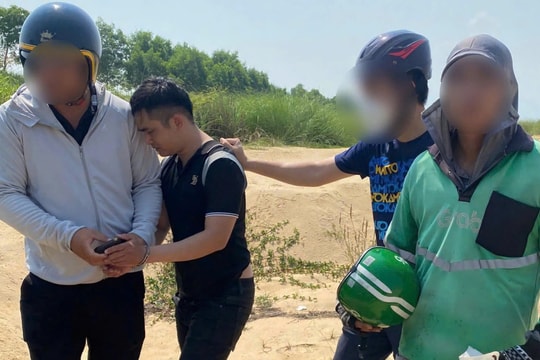Khởi tố đối tượng cướp giật điện thoại của tài xế Grab