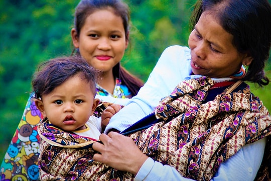 Khúc “Samaki” Đà Nẵng - Nam Lào - Kỳ 1: Ký ức Việt trên đất Lào