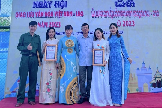 Khúc “Samaki” Đà Nẵng - Nam Lào - Kỳ 4: Vòng tay ở lại