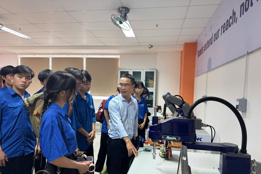 "Bệ đỡ" để người trẻ khởi nghiệp