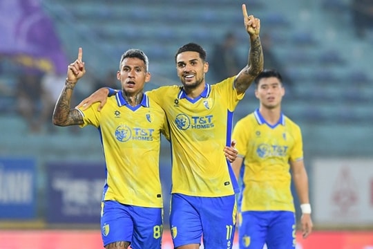 Hà Nội FC ngược dòng hạ Becamex TP.HCM: Hai Long hé lộ bí mật về cặp bài trùng với Đỗ Hoàng Hên