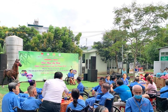 Nhiều hoạt động ý nghĩa hưởng ứng ngày Người khuyết tật Việt Nam