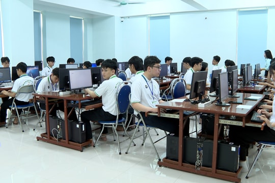 Gần 80 thí sinh tham gia hội thi tay nghề cấp trường