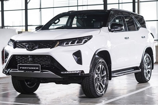 Toyota Fortuner 2026: Chi tiết bảng giá niêm yết và lăn bánh mới nhất tháng 4/2026
