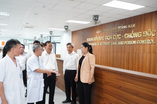 Khẩn trương vận hành Khu điều trị kỹ thuật cao Bệnh viện Đa khoa Quảng Nam