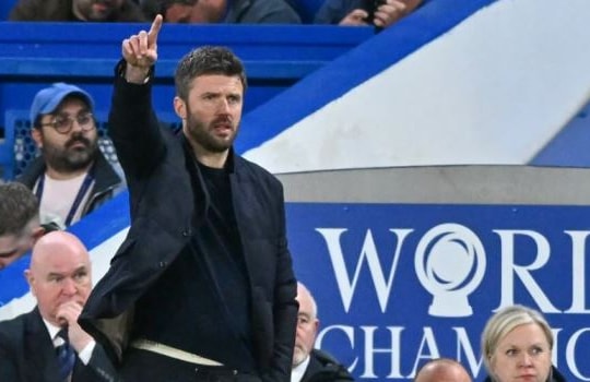 Michael Carrick tìm ra công thức vàng giúp Man Utd áp sát vé Champions League