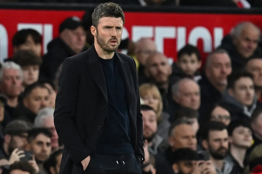Manchester United và nghịch lý cản bước ngôi vương Ngoại hạng Anh