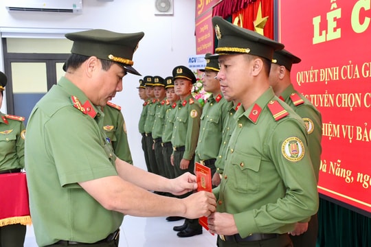 20 công dân được tuyển chọn vào Công an nhân dân làm nhiệm vụ an ninh hàng không