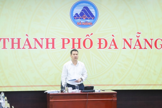 Chủ tịch UBND thành phố Nguyễn Mạnh Hùng làm việc với Ban Quản lý Khu công nghệ cao và các khu công nghiệp Đà Nẵng
