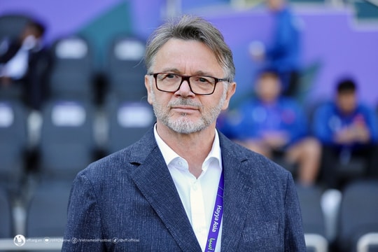 Phù thủy trắng Philippe Troussier trở lại Việt Nam: Sứ mệnh hồi sinh từ bệ phóng đào tạo trẻ