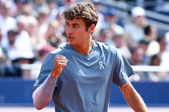 Ben Shelton vô địch Munich Open 2026 sau khi hạ võ sĩ giác đấu Flavio Cobolli