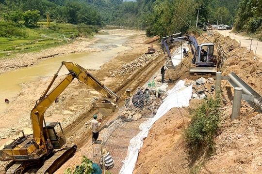 Nỗ lực hoàn thành công trình giao thông khẩn cấp