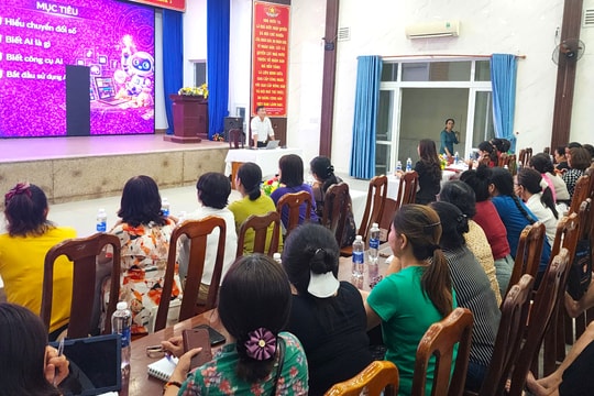 Phường Hòa Khánh tập huấn ứng dụng AI hỗ trợ phụ nữ phát triển kinh tế