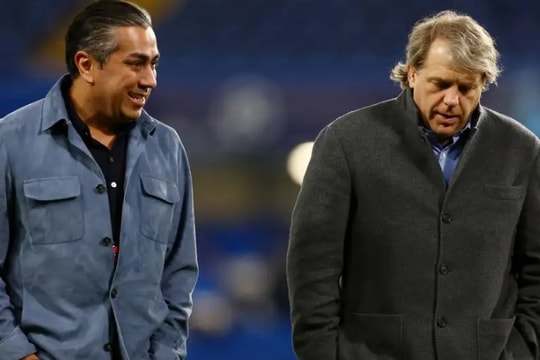 Chelsea sa thải Liam Rosenior: Dấu chấm hết cho một canh bạc sai lầm của giới chủ BlueCo