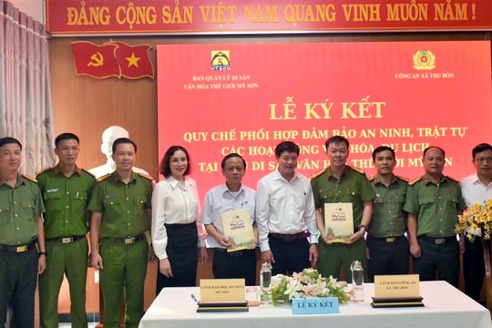 Ban Quản lý di sản văn hóa thế giới Mỹ Sơn và Công an xã Thu Bồn ký kết quy chế phối hợp
